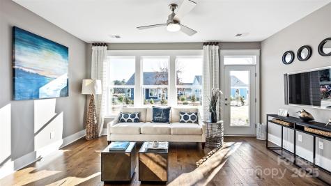 4444 Moxie Way Charlotte NC 28215