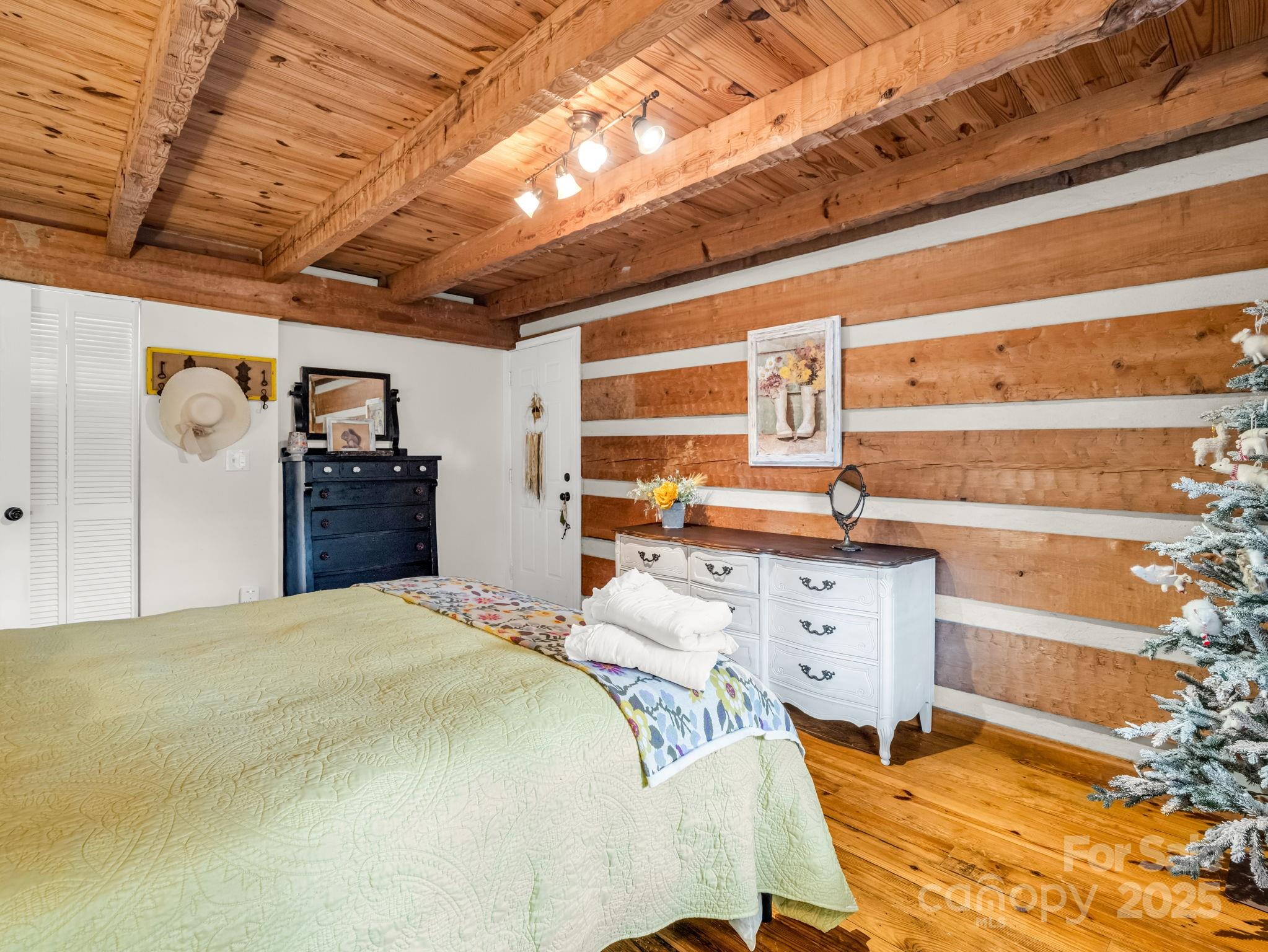 1145 Bearwallow Mountain Road Hendersonville NC 28792
