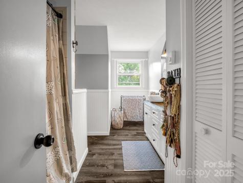 1145 Bearwallow Mountain Road Hendersonville NC 28792