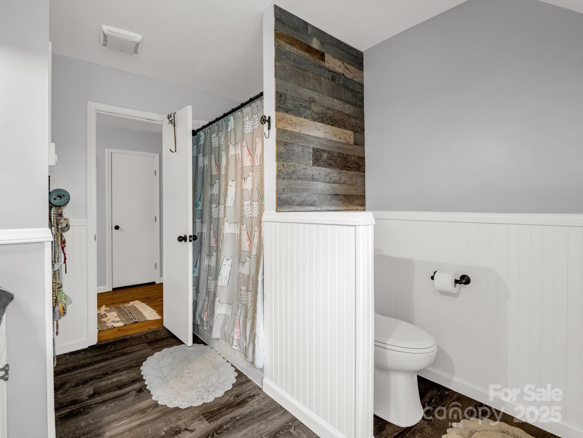1145 Bearwallow Mountain Road Hendersonville NC 28792