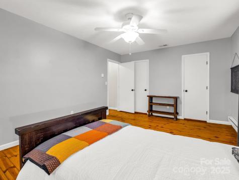 1145 Bearwallow Mountain Road Hendersonville NC 28792