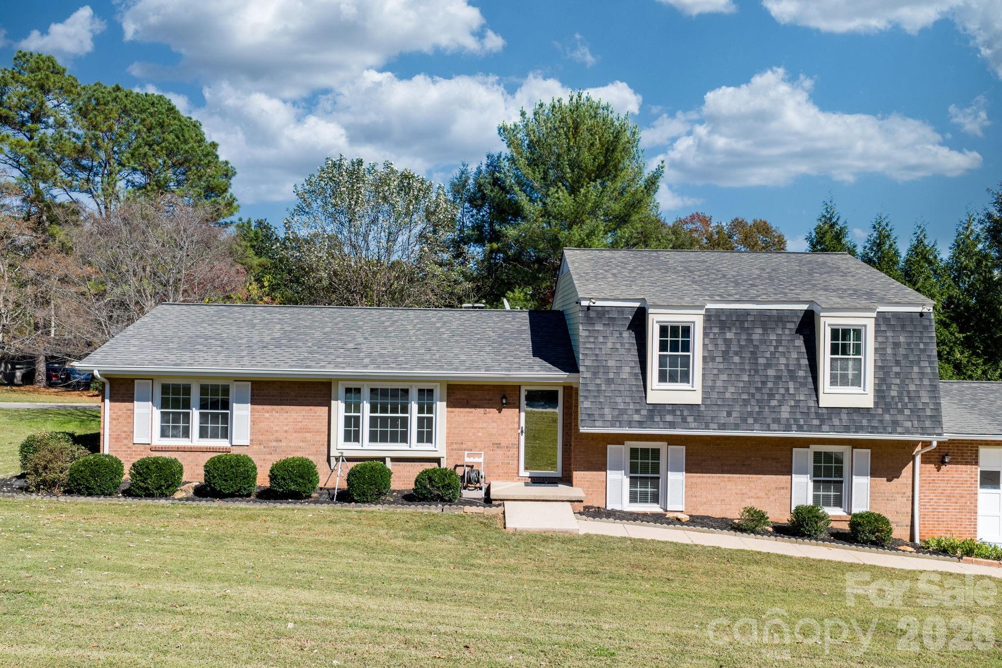 102 Castlegate Drive Morganton NC 28655