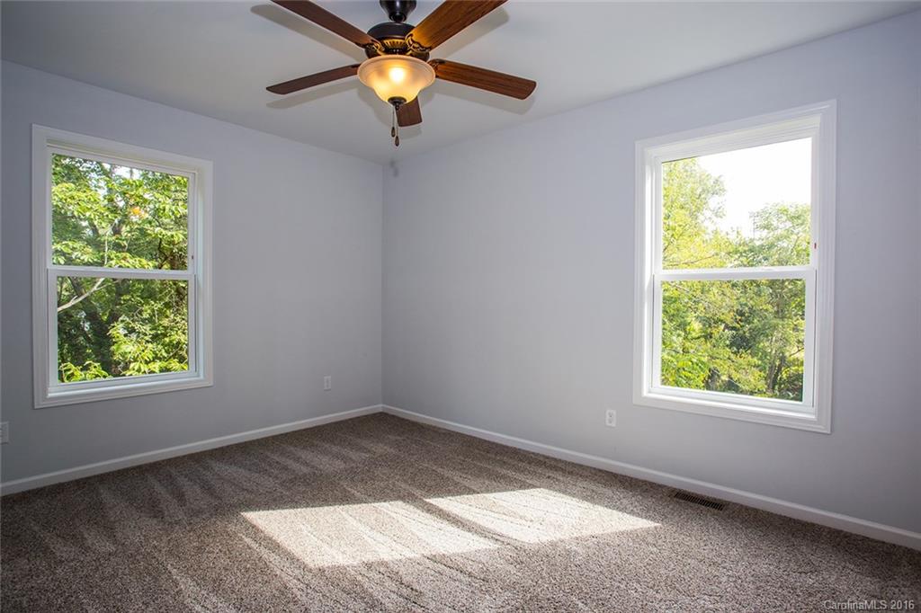 98 Le-an-hurst Road Asheville NC 28803