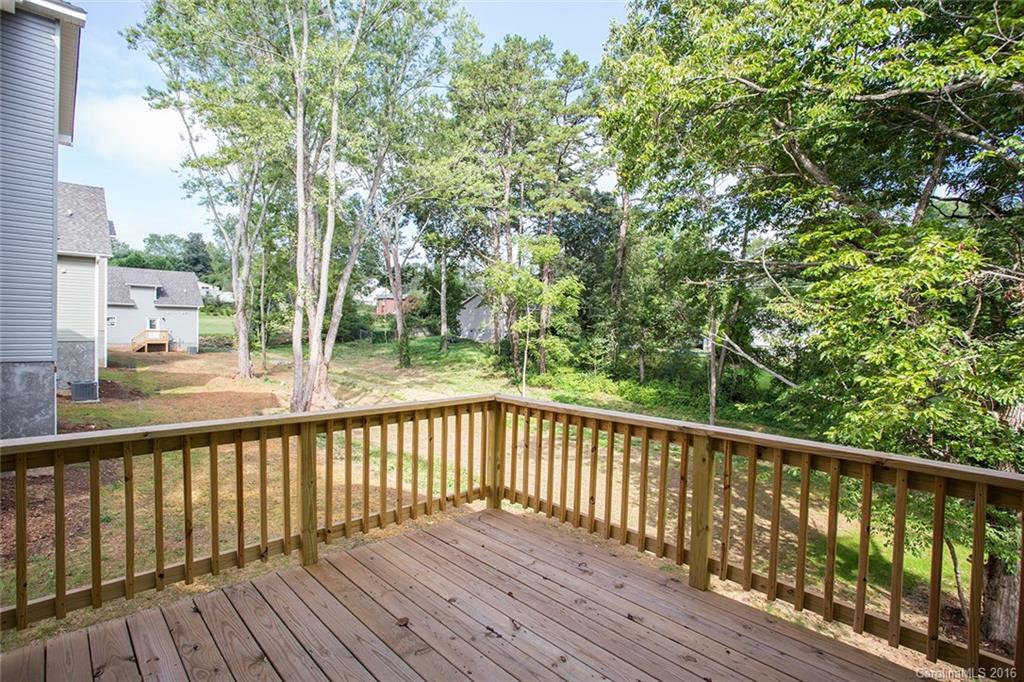 98 Le-an-hurst Road Asheville NC 28803