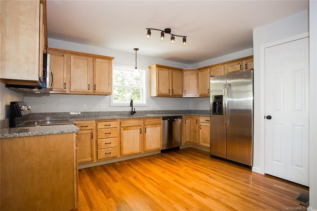 98 Le-an-hurst Road Asheville NC 28803