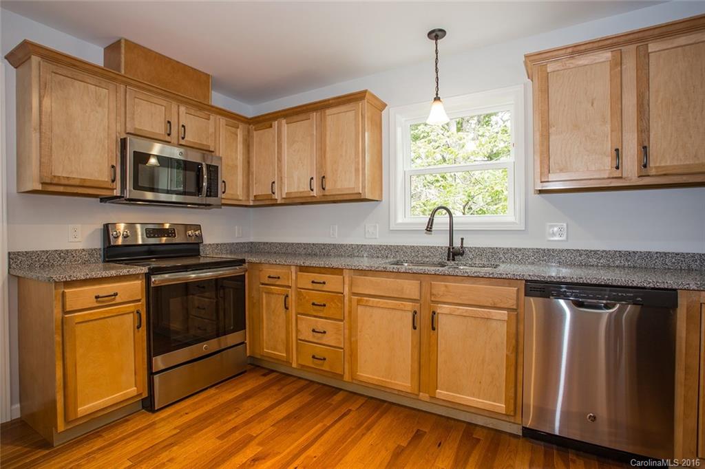 98 Le-an-hurst Road Asheville NC 28803
