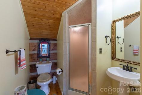 1783 W Cliff Road Cullowhee NC 28723