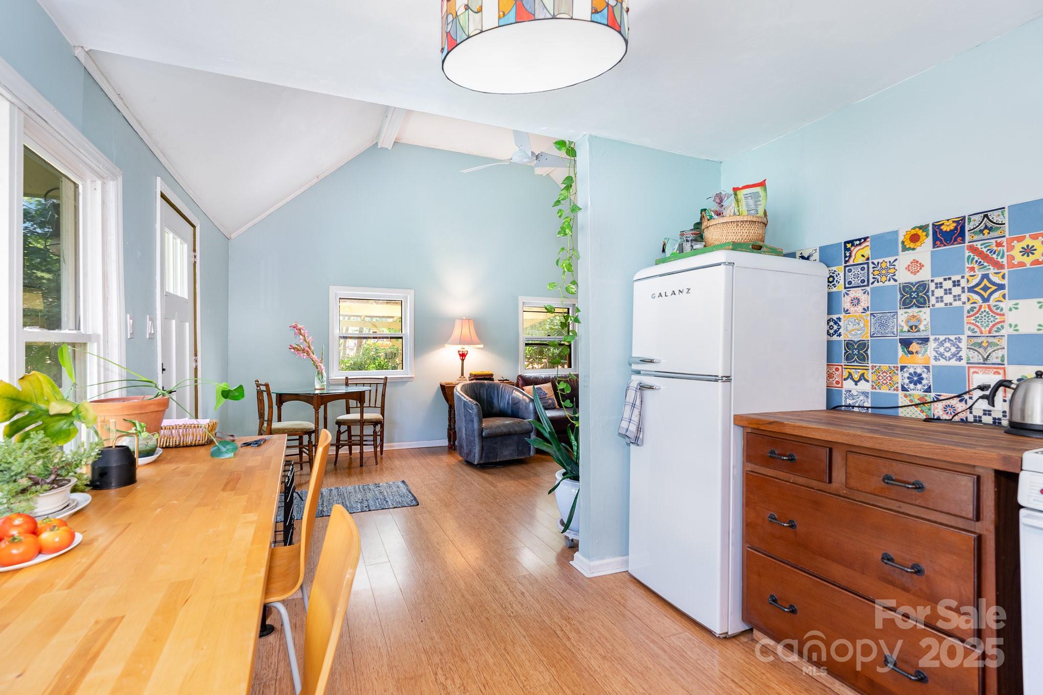 4124 Oakwood Road Charlotte NC 28269