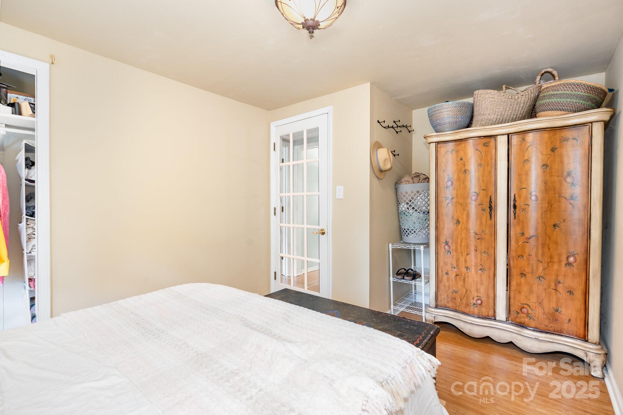 4124 Oakwood Road Charlotte NC 28269