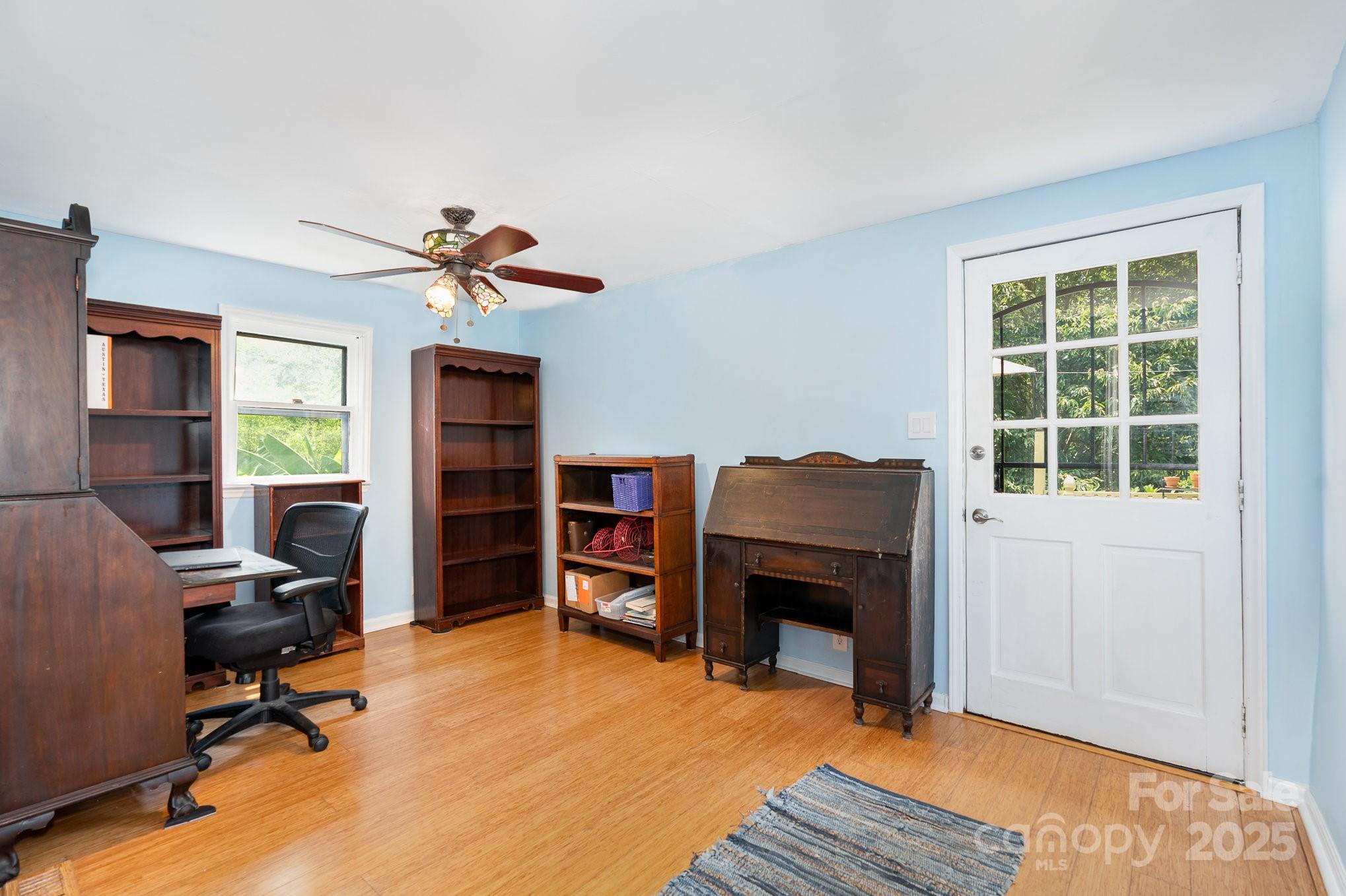 4124 Oakwood Road Charlotte NC 28269