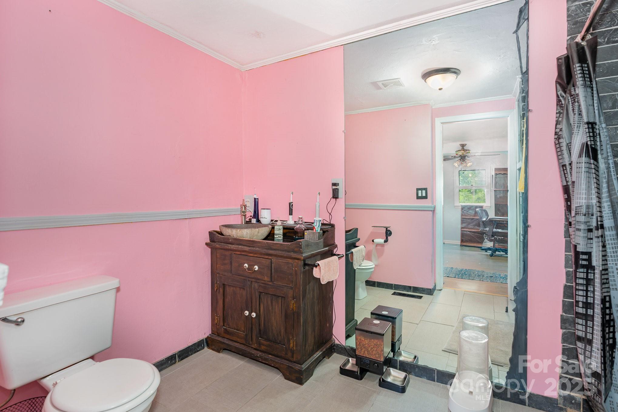 4124 Oakwood Road Charlotte NC 28269