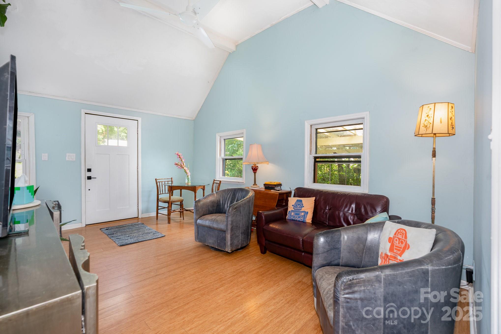 4124 Oakwood Road Charlotte NC 28269