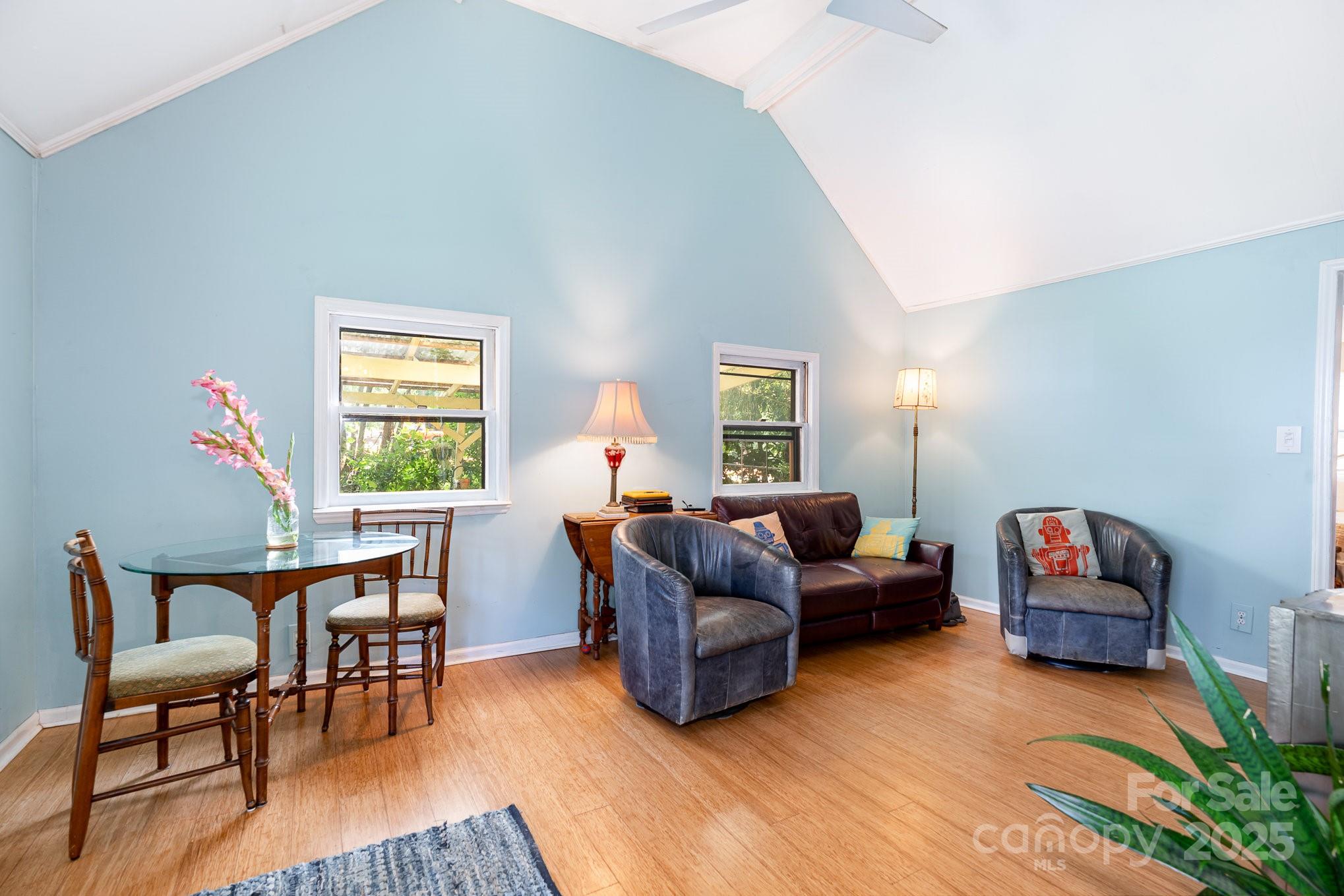 4124 Oakwood Road Charlotte NC 28269