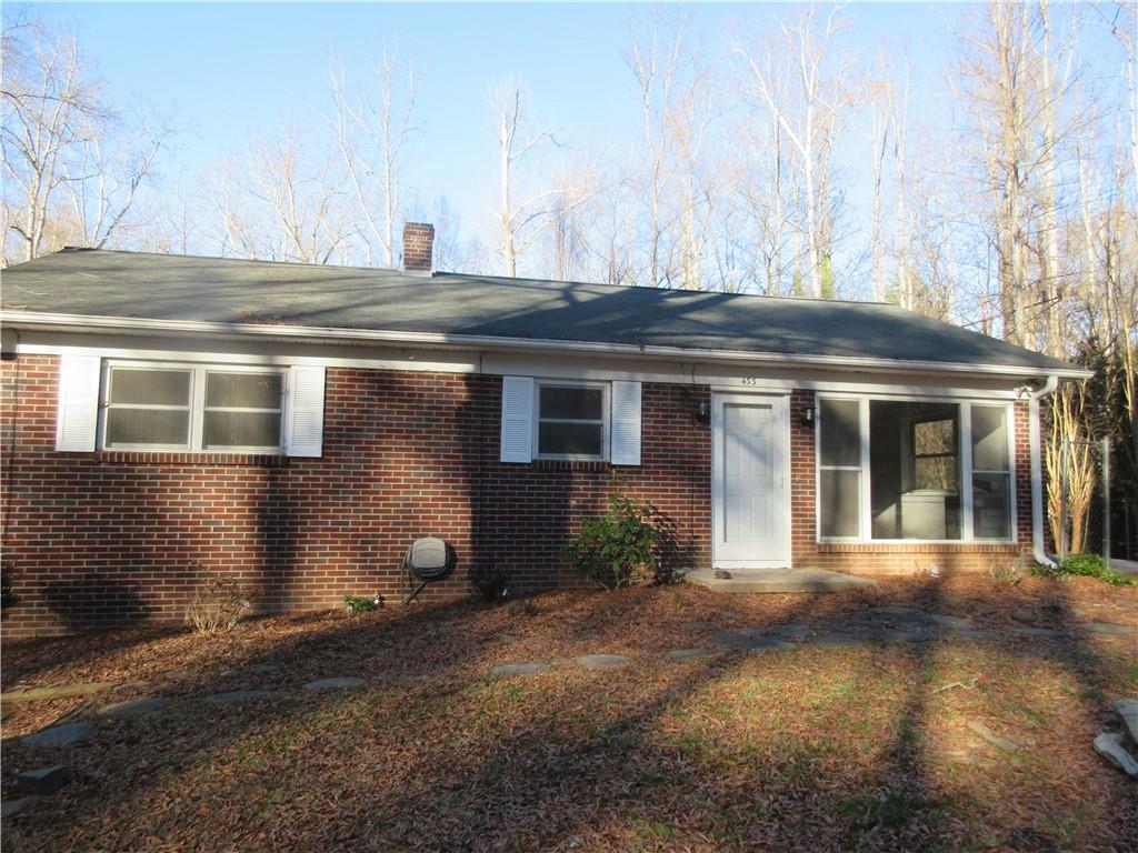 433 22nd Avenue NE Hickory NC 28601