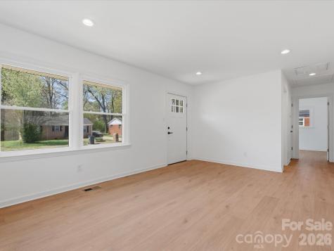 4946 Morgan Street Charlotte NC 28208