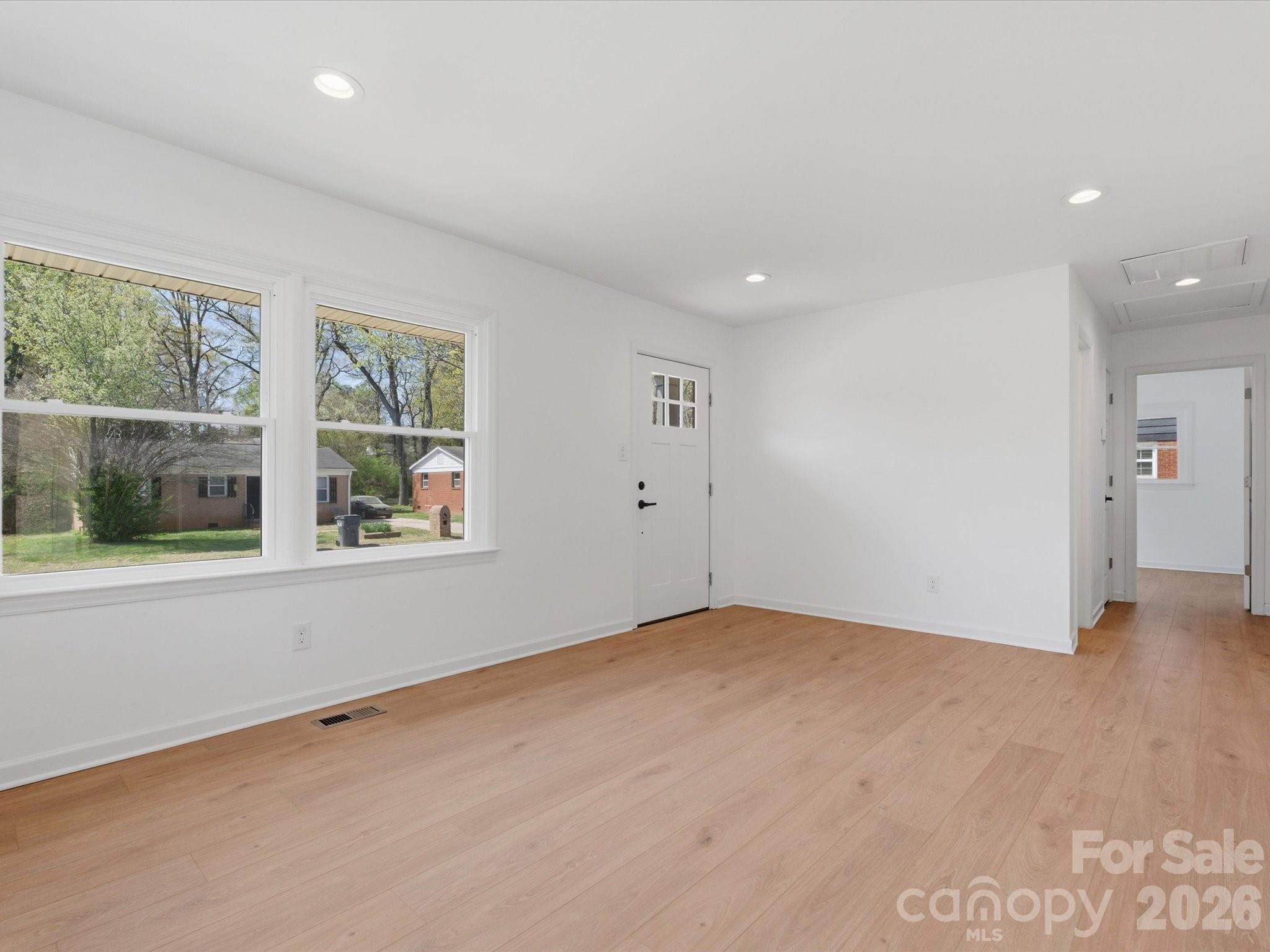 4946 Morgan Street Charlotte NC 28208