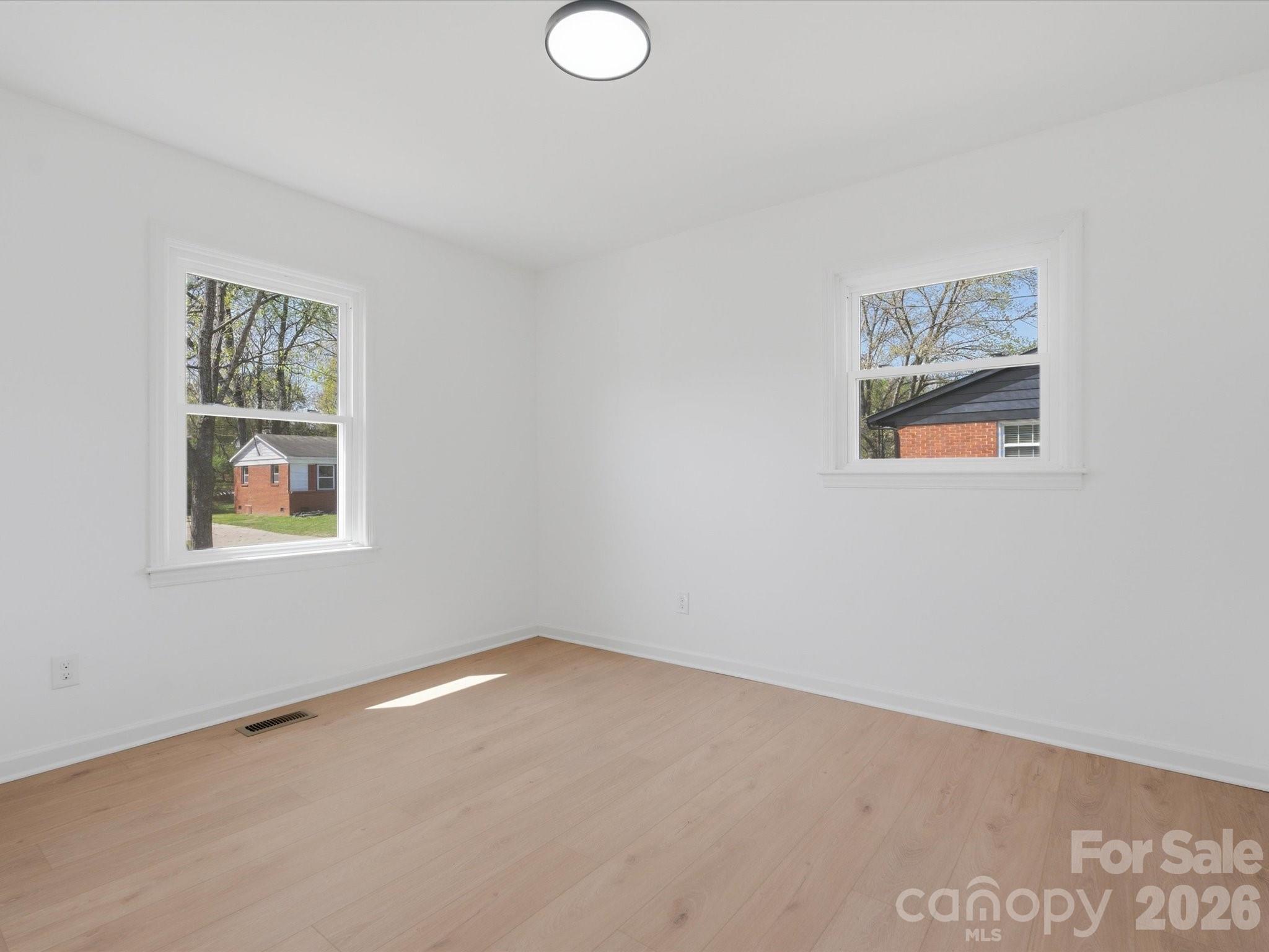 4946 Morgan Street Charlotte NC 28208