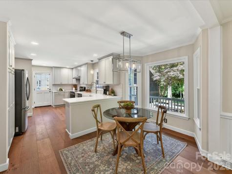 4308 Meadowridge Drive Charlotte NC 28226