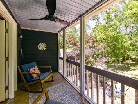 4308 Meadowridge Drive Charlotte NC 28226