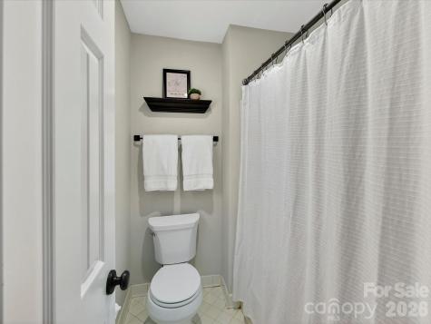4308 Meadowridge Drive Charlotte NC 28226