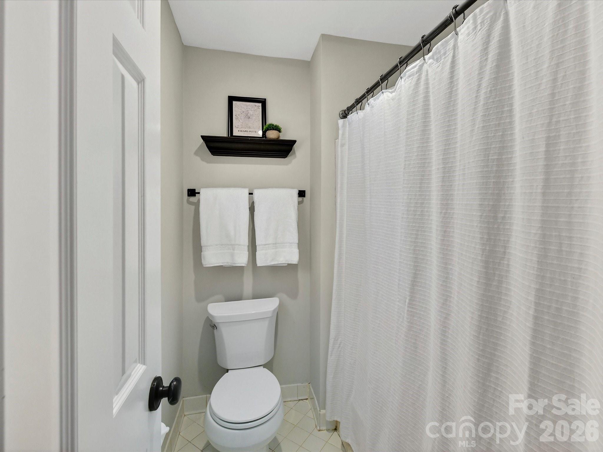4308 Meadowridge Drive Charlotte NC 28226