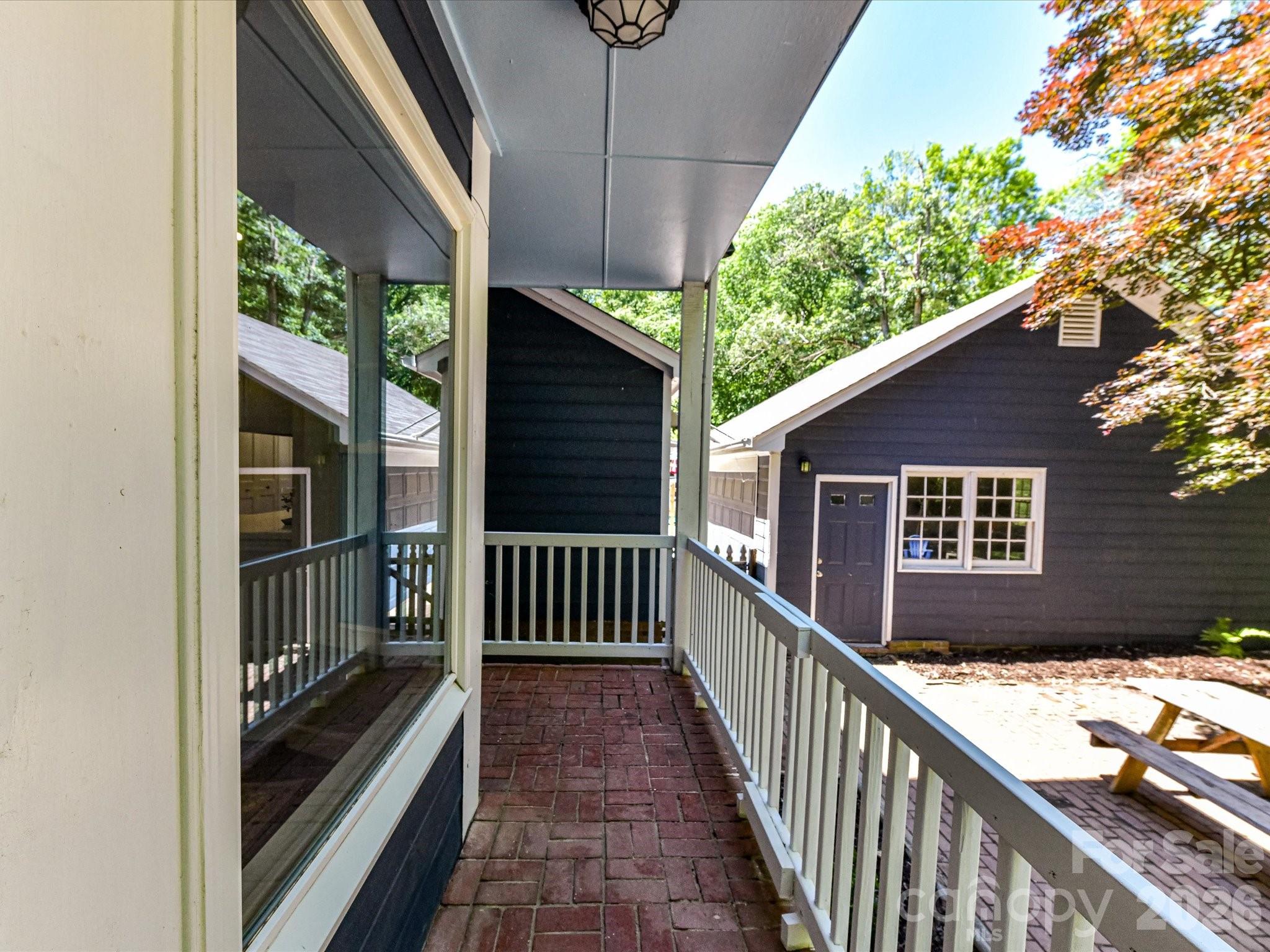 4308 Meadowridge Drive Charlotte NC 28226
