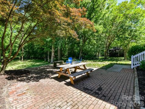 4308 Meadowridge Drive Charlotte NC 28226