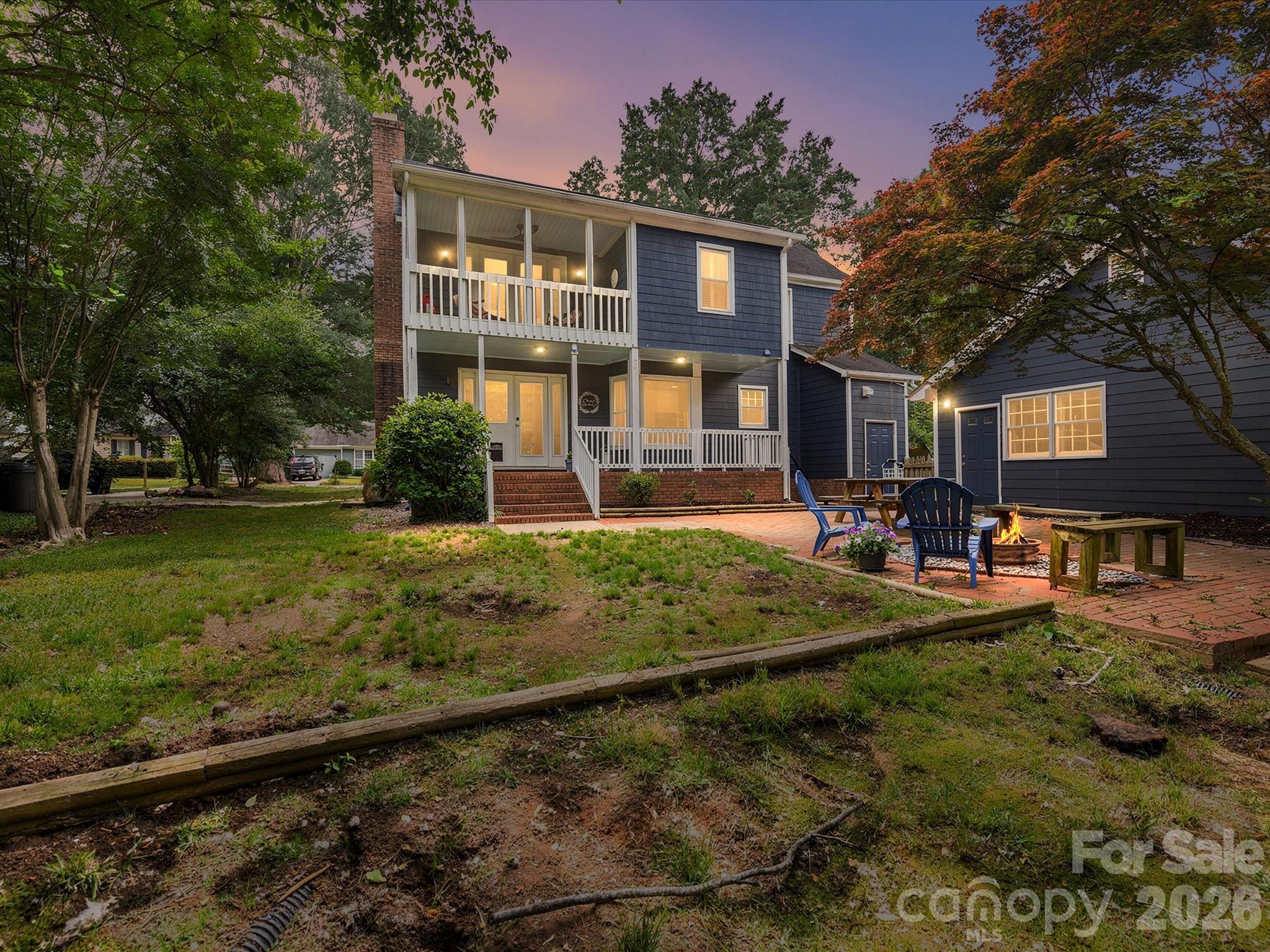 4308 Meadowridge Drive Charlotte NC 28226