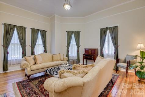 501 Buncombe Street Edgefield SC 29824