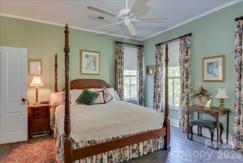 501 Buncombe Street Edgefield SC 29824
