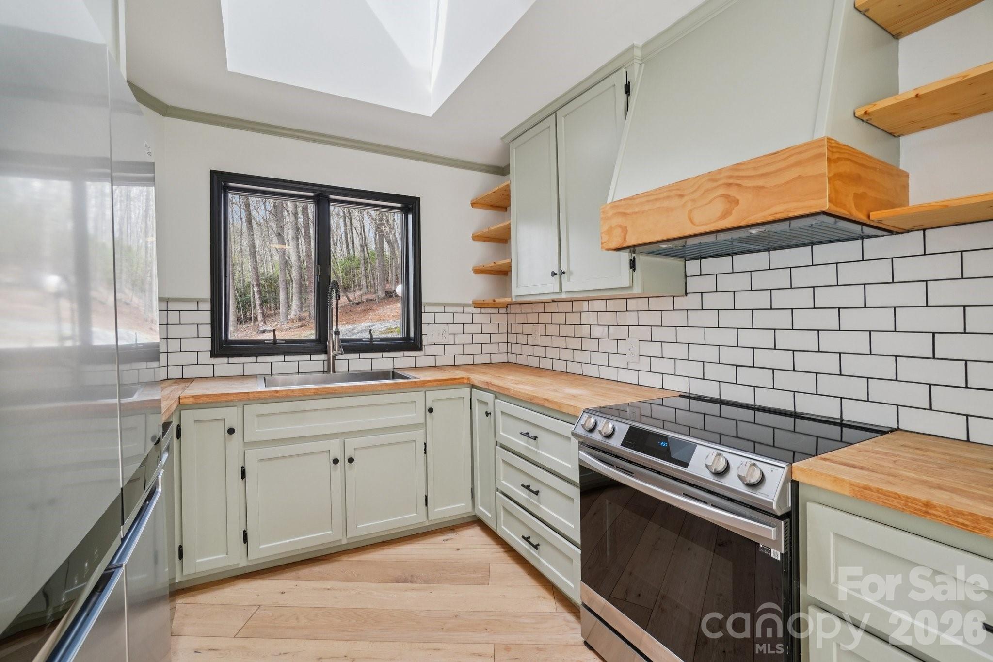 1115 Kilpatrick Road Hendersonville NC 28739