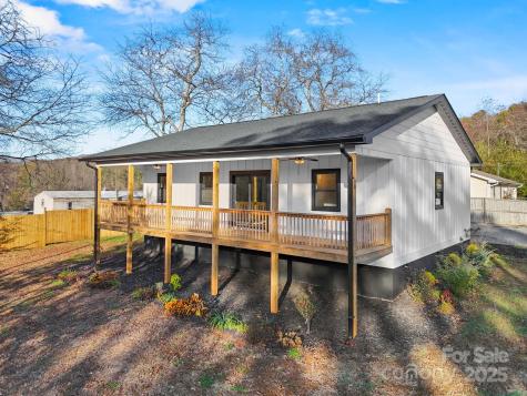 90 Park Street Bryson City NC 28713