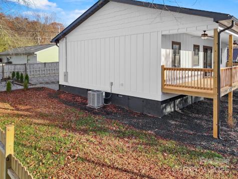 90 Park Street Bryson City NC 28713