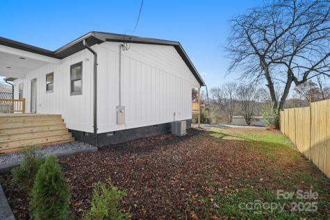 90 Park Street Bryson City NC 28713