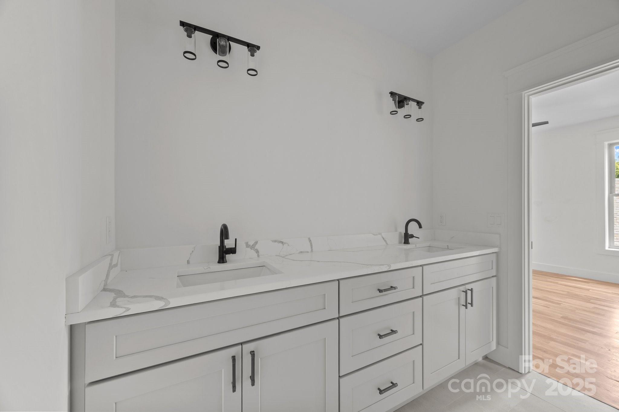58 Pinedale Road Asheville NC 28805