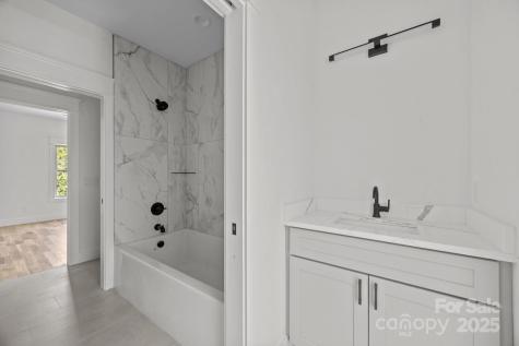 58 Pinedale Road Asheville NC 28805