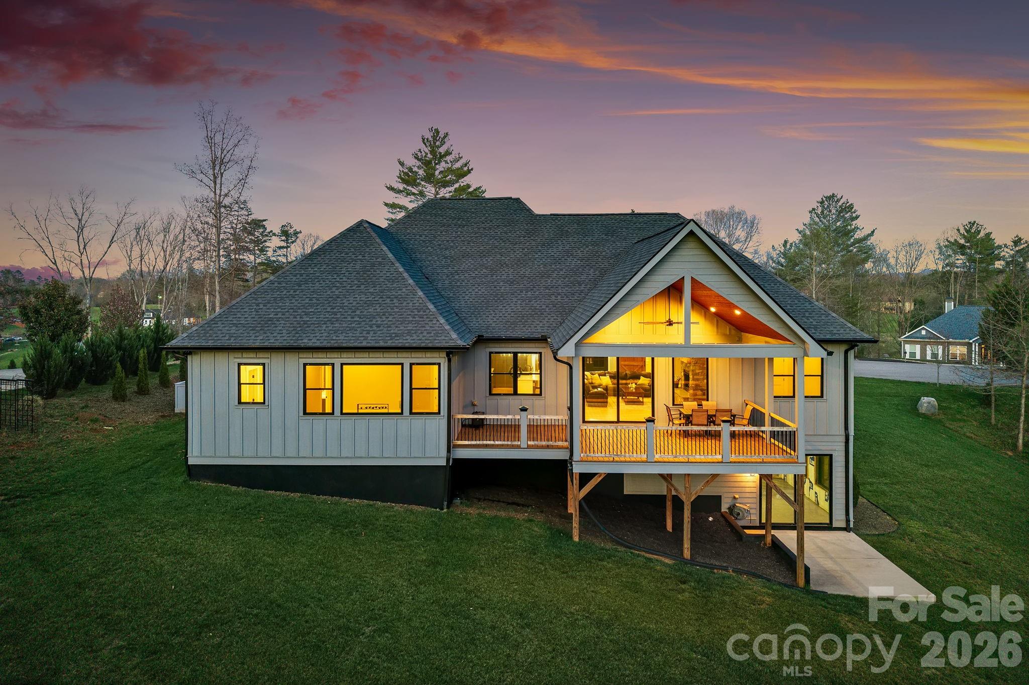 31 Grizzly Drive Leicester NC 28748
