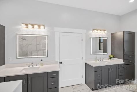 31 Grizzly Drive Leicester NC 28748