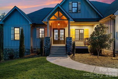 31 Grizzly Drive Leicester NC 28748