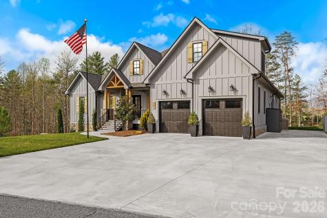 31 Grizzly Drive Leicester NC 28748