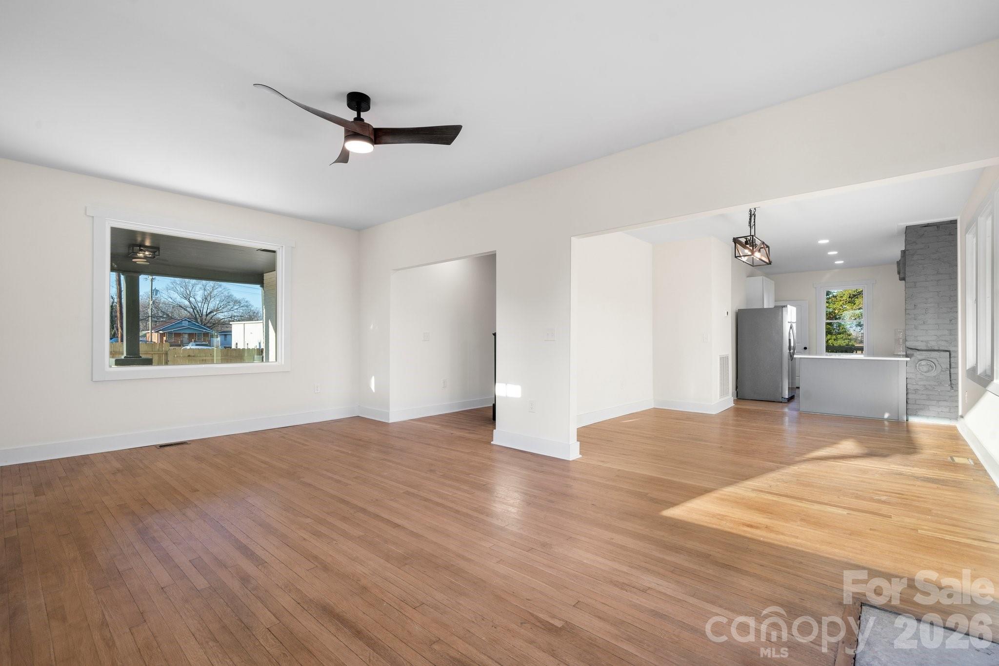 49 8th Street SE Hickory NC 28602