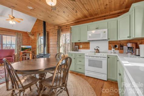 461 Arrowhead Ridge Road Spruce Pine NC 28777