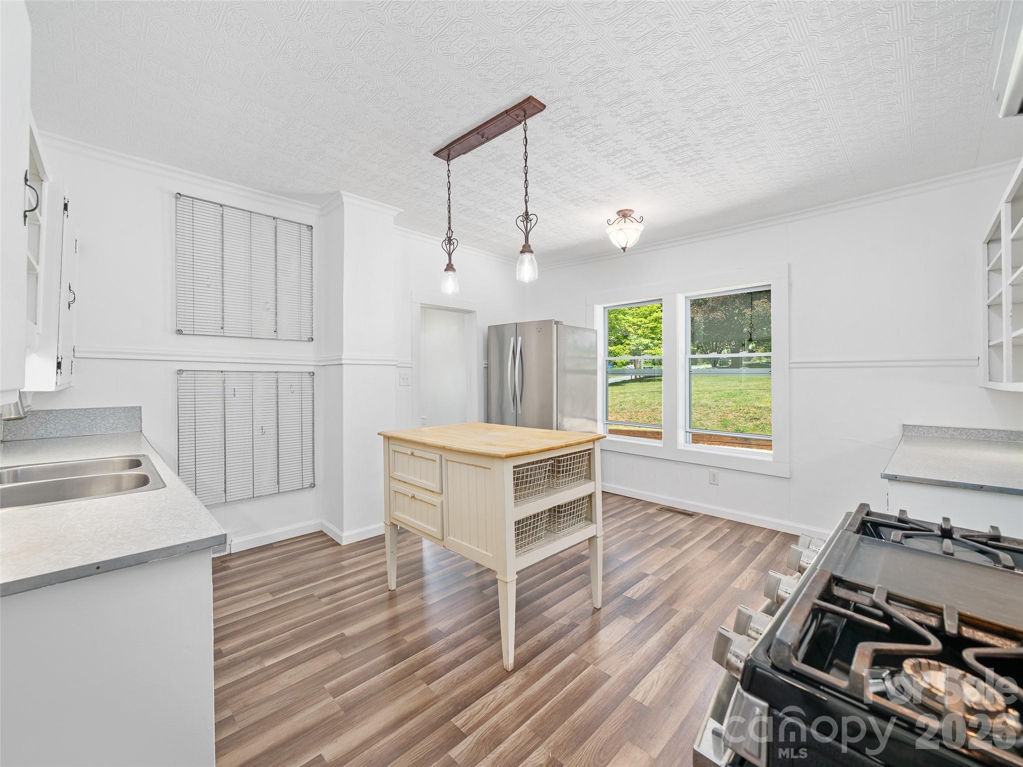 118 Robertson Street Burnsville NC 28714