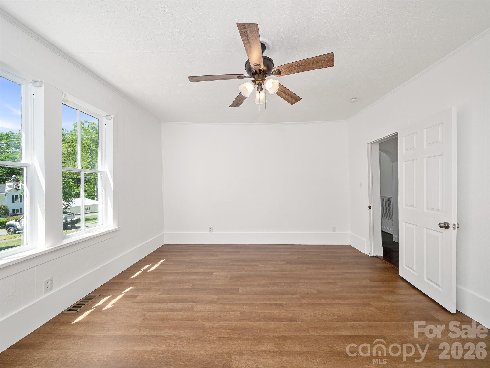 118 Robertson Street Burnsville NC 28714