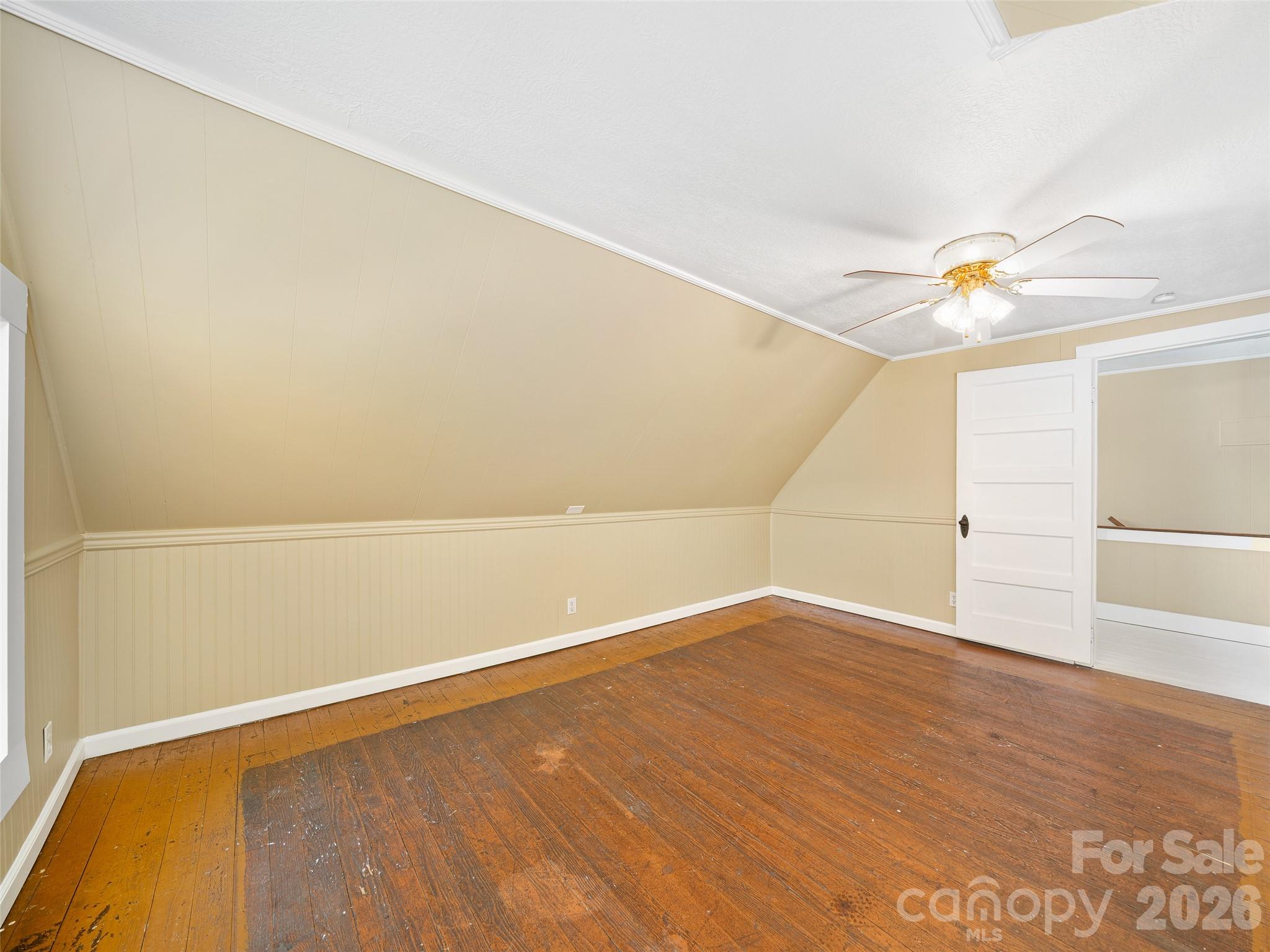 118 Robertson Street Burnsville NC 28714