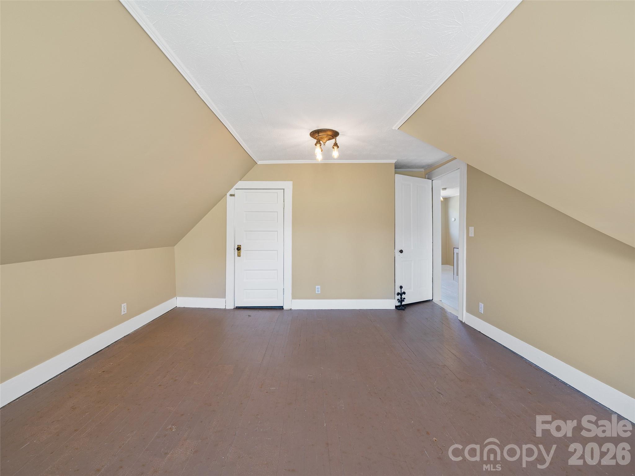 118 Robertson Street Burnsville NC 28714