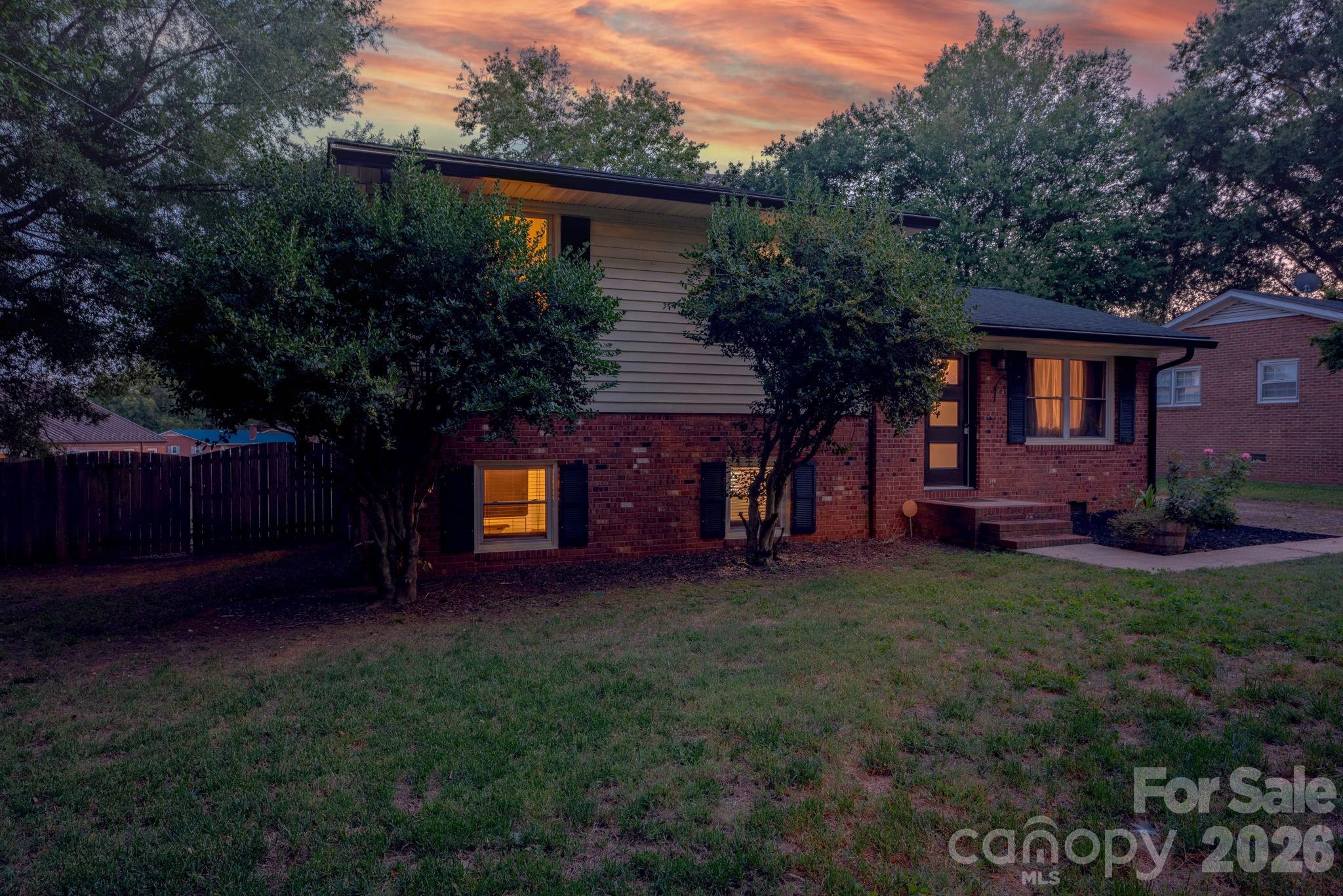 827 Brookwood Drive Mooresville NC 28115