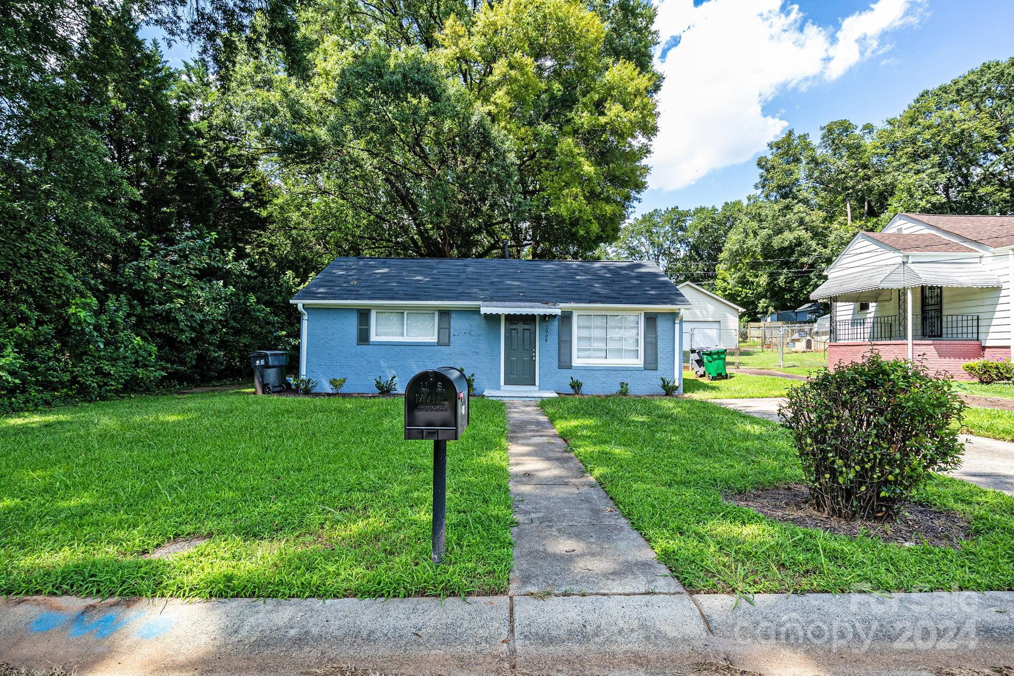 1038 Carter Avenue Charlotte NC 28206