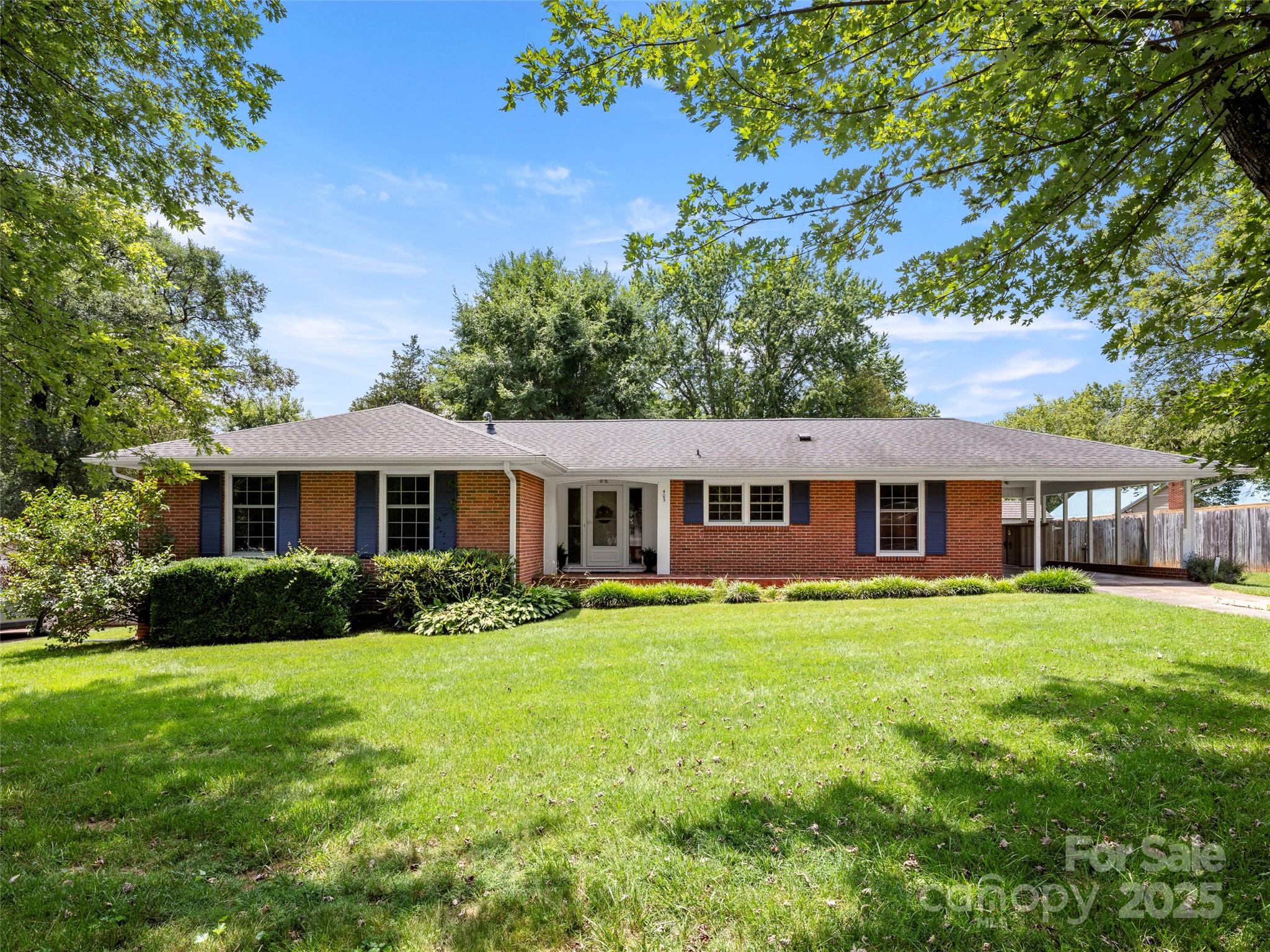 403 Pole Creasman Road Asheville NC 28806