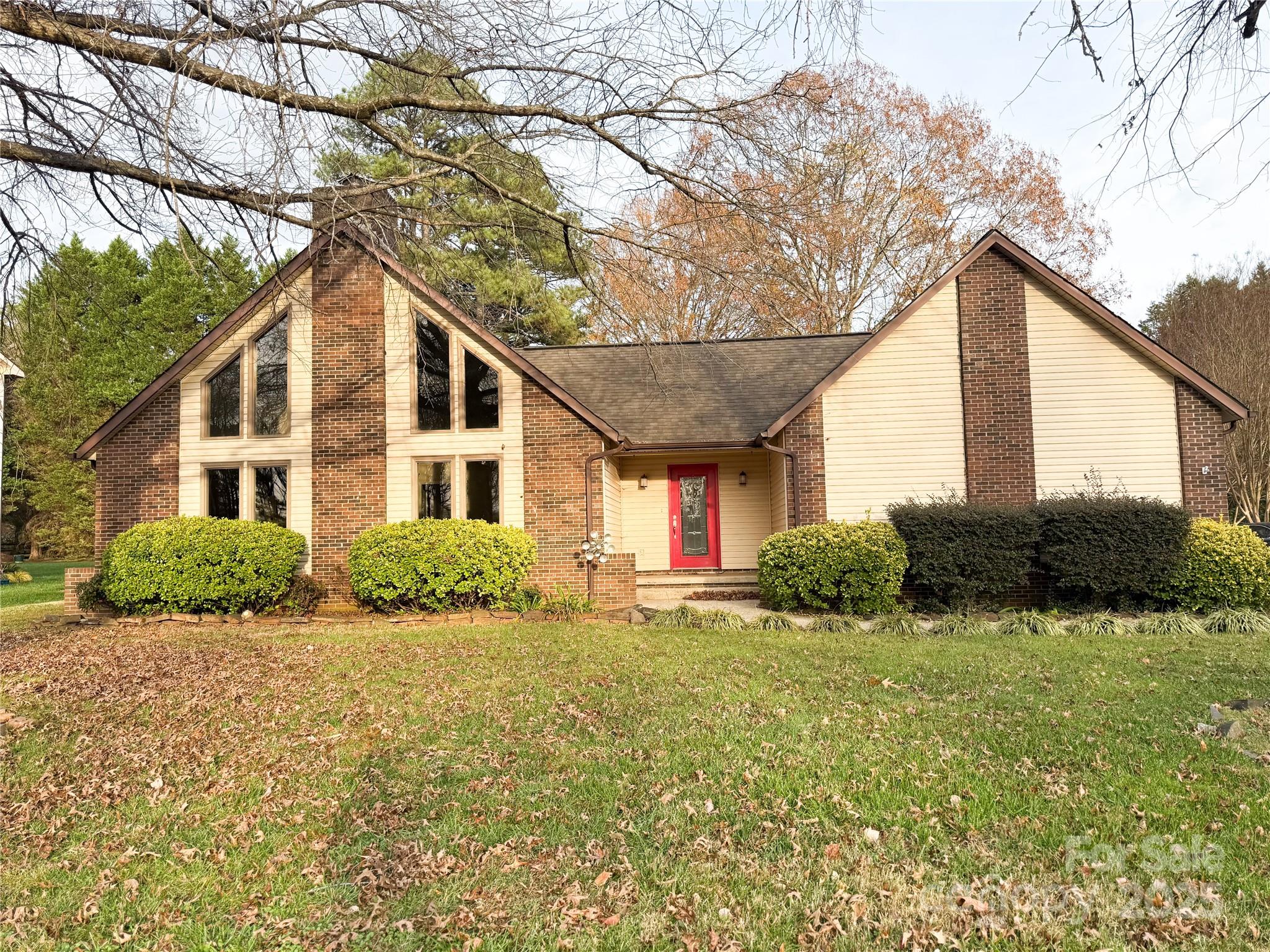 1704 Knightbridge Drive Newton NC 28658